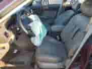 2002 Hyundai XG L с VIN KMHFU45E52A181308, выставлен на аукционе Copart как лот 82834594 с пробегом Не указан миль и Списание • Salvage title. История ставок и продаж доступна на DreamBid. Изображение 7.