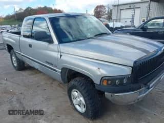 1999 Dodge 1500 with VIN 3B7HF12Y0XG129386, listed as a IAAI auction lot 43507863 with 209,280 mi miles and . Bid and sale history available at DreamBid. Image 1.