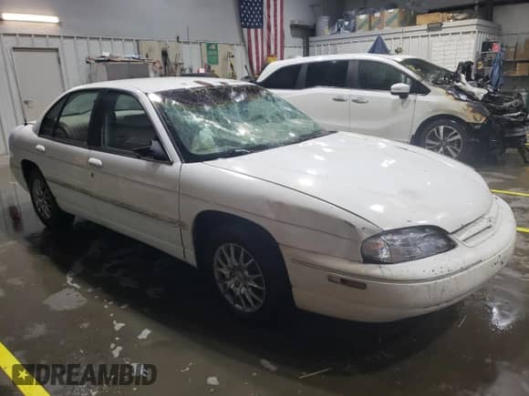 1999 Chevrolet Lumina с VIN 2G1WL52M5X9132677, выставлен на аукционе Copart как лот 82058125 с пробегом 154 723 миль миль и Списание • Salvage title. История ставок и продаж доступна на DreamBid. Изображение 4.