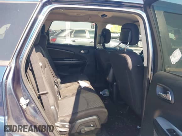 2014 Dodge Journey SE с VIN 3C4PDCAB3ET150540, выставлен на аукционе IAAI как лот 43311307 с пробегом 174 216 миль миль и . История ставок и продаж доступна на DreamBid. Изображение 8.