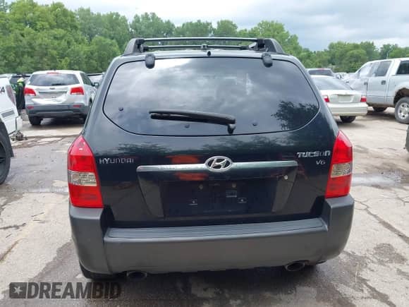 2005 Hyundai Tucson GLS с VIN KM8JN12D55U207622, выставлен на аукционе IAAI как лот 42549345 с пробегом 191 255 миль миль и . История ставок и продаж доступна на DreamBid. Изображение 16.