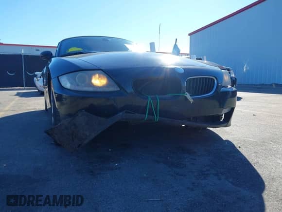 2007 BMW Z4 3.0i with VIN 4USBU33567LW60522, listed as a IAAI auction lot 41162779 with 144,778 mi miles and . Bid and sale history available at DreamBid. Image 6.