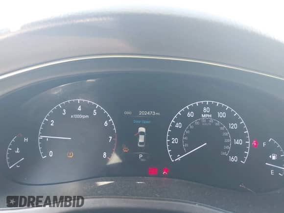 2013 Hyundai Genesis 3.8L с VIN KMHGC4DD2DU224729, выставлен на аукционе IAAI как лот 42960841 с пробегом 202 473 миль миль и . История ставок и продаж доступна на DreamBid. Изображение 7.
