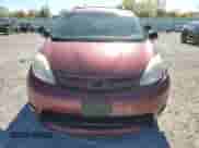 2010 Toyota Sienna LE z VIN 5TDKK4CC2AS309919, wystawiony jako Copart lot #82524135 z przebiegiem 196 955 mil mil oraz Szkoda całkowita • Salvage title. Historia ofert i sprzedaży dostępna na DreamBid. Obrazek 5.