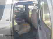 2000 Chevrolet Suburban LT z VIN 3GNGC26U7YG189093, wystawiony jako IAAI lot #41129079 z przebiegiem 346 765 mil mil oraz . Historia ofert i sprzedaży dostępna na DreamBid. Obrazek 8.