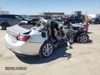 2019 Chevrolet Malibu LT z VIN 1G1ZD5ST2KF108239, wystawiony jako Copart lot #47249254 z przebiegiem Nie podano mil oraz Szkoda całkowita • Salvage title. Historia ofert i sprzedaży dostępna na DreamBid. Obrazek 3.