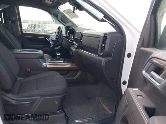 2022 Chevrolet Silverado 1500 LT with VIN 2GCUDDED0N1513978, listed as a IAAI auction lot 42188466 with 62,997 mi miles and . Bid and sale history available at DreamBid. Image 5.