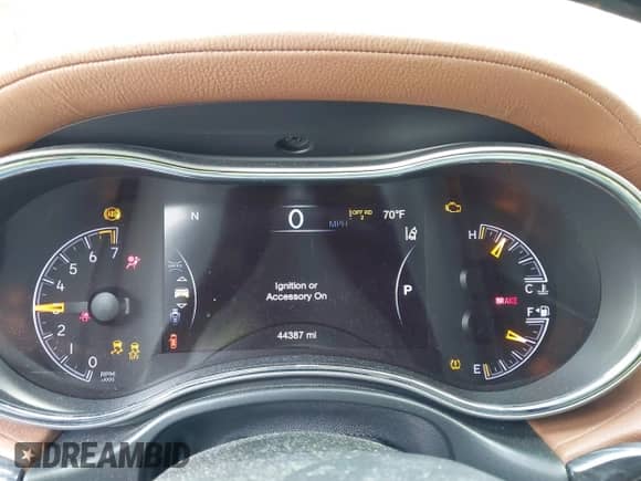 2021 Jeep Grand Cherokee High Altitude с VIN 1C4RJFCG3MC595186, выставлен на аукционе IAAI как лот 42325857 с пробегом 44 387 миль миль и . История ставок и продаж доступна на DreamBid. Изображение 7.