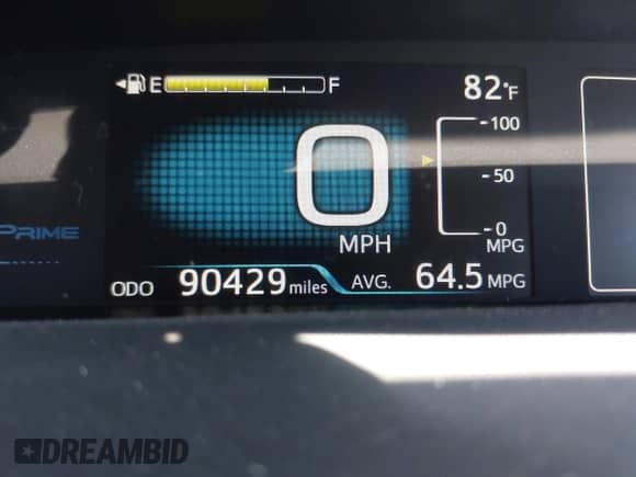 2018 Toyota Prius Plus z VIN JTDKARFP3J3073801, wystawiony jako IAAI lot #42903373 z przebiegiem 90 429 mil mil oraz . Historia ofert i sprzedaży dostępna na DreamBid. Obrazek 16.