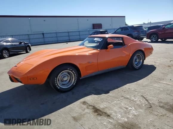 1977 Chevrolet Corvette с VIN 1Z37L7S405415, выставлен на аукционе Copart как лот 77455414 с пробегом 36 531 миль миль и Списание • Salvage title. История ставок и продаж доступна на DreamBid. Изображение 1.