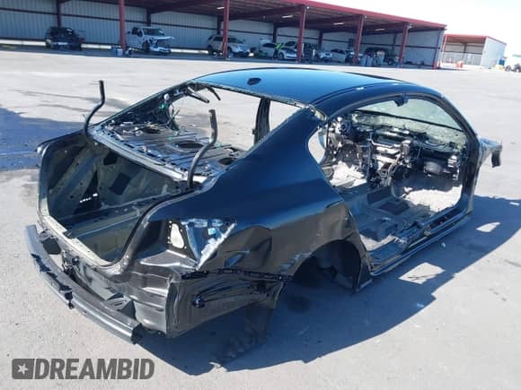 2017 Honda Accord Touring with VIN 1HGCR3F91HA015267, listed as a IAAI auction lot 42383290 with Not provided miles and . Bid and sale history available at DreamBid. Image 4.