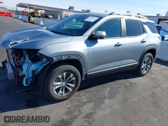 2025 Chevrolet Equinox FWD LT с VIN 3GNAXHEG3SL110879, выставлен на аукционе IAAI как лот 41498383 с пробегом 3 838 миль миль и . История ставок и продаж доступна на DreamBid. Изображение 18.