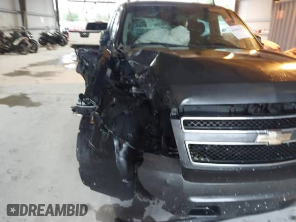 2010 Chevrolet Suburban LS с VIN 1GNUCHE01AR158111, выставлен на аукционе IAAI как лот 41602157 с пробегом 263 227 миль миль и . История ставок и продаж доступна на DreamBid. Изображение 6.