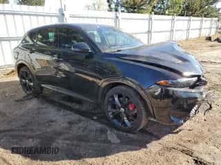 2024 Dodge Hornet R/T z VIN ZACPDFCW5R3A13881, wystawiony jako Copart lot #80876684 z przebiegiem 573 mil mil oraz Szkoda całkowita • Salvage title. Historia ofert i sprzedaży dostępna na DreamBid. Obrazek 4.