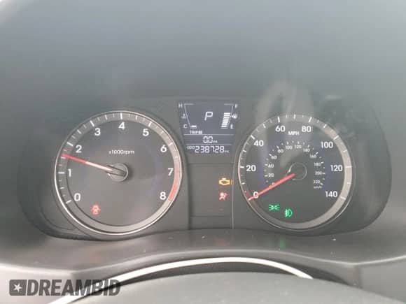 2012 Hyundai Accent SE с VIN KMHCU5AE7CU025821, выставлен на аукционе Copart как лот 69224195 с пробегом 238 728 миль миль и Списание • Salvage title. История ставок и продаж доступна на DreamBid. Изображение 9.