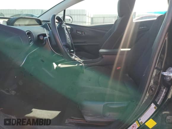 2021 Toyota Prius Limited with VIN JTDKAMFU1M3131529, listed as a Copart auction lot 81102535 with 123,609 mi miles and Non repairable. Bid and sale history available at DreamBid. Image 7.