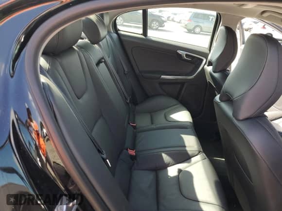 2014 Volvo S60 T5 с VIN YV1612FS0E1292787, выставлен на аукционе Copart как лот 82253235 с пробегом 11 852 миль миль и Чистый • Clean title. История ставок и продаж доступна на DreamBid. Изображение 10.