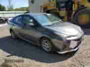 2016 Toyota Prius Three Touring z VIN JTDKARFUXG3002285, wystawiony jako Copart lot #80277015 z przebiegiem 163 611 mil mil oraz Czysty tytuł • Clean title. Historia ofert i sprzedaży dostępna na DreamBid. Obrazek 4.