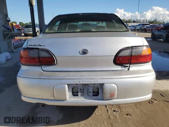 2001 Chevrolet Malibu LS с VIN 1G1NE52J716122131, выставлен на аукционе Copart как лот 81442225 с пробегом 49 948 миль миль и Списание • Salvage title. История ставок и продаж доступна на DreamBid. Изображение 6.