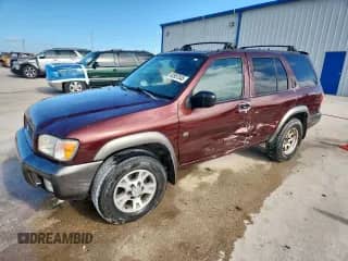 1999 Nissan Pathfinder XE z VIN JN8AR07YXXW356263, wystawiony jako Copart lot #62687045 z przebiegiem 113 500 mil mil oraz Szkoda całkowita • Salvage title. Historia ofert i sprzedaży dostępna na DreamBid. Obrazek 1.