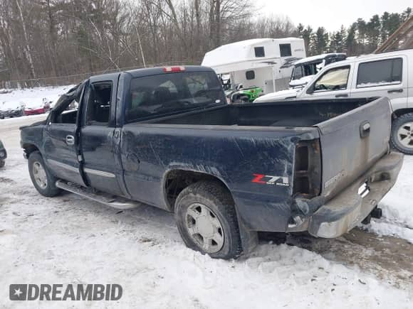 2006 GMC Sierra 1500 SLE1 with VIN 1GTEK19B16Z182905, listed as a IAAI auction lot 41427216 with 310,766 mi miles and . Bid and sale history available at DreamBid. Image 3.