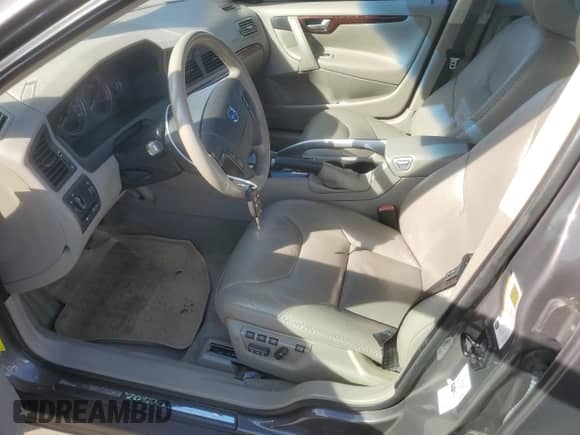 2006 Volvo XC70 with VIN YV4SZ592161209912, listed as a Copart auction lot 72008975 with 112,195 mi miles and Salvage title. Bid and sale history available at DreamBid. Image 7.