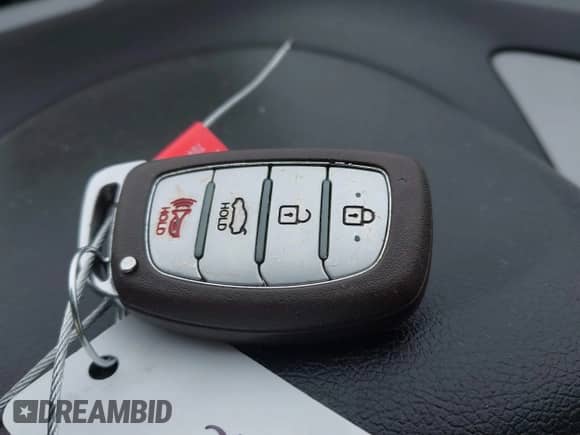 2014 Hyundai Elantra Sport z VIN KMHDH4AH2EU092830, wystawiony jako IAAI lot #42290411 z przebiegiem 132 537 mil mil oraz . Historia ofert i sprzedaży dostępna na DreamBid. Obrazek 11.