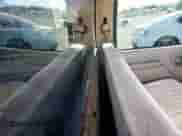 1998 Chevrolet Silverado 1500 z VIN 1GCEC14W2WZ268943, wystawiony jako Copart lot #88802795 z przebiegiem 200 938 mil mil oraz Szkoda całkowita • Salvage title. Historia ofert i sprzedaży dostępna na DreamBid. Obrazek 10.