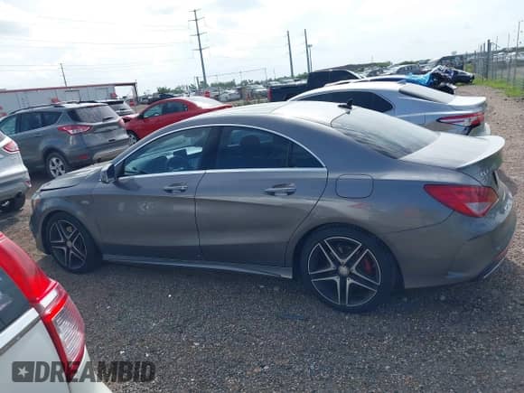 2017 Mercedes-Benz CLA 250 с VIN WDDSJ4EB9HN420917, выставлен на аукционе IAAI как лот 42676857 с пробегом 79 108 миль миль и . История ставок и продаж доступна на DreamBid. Изображение 14.