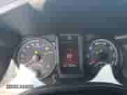 2023 Toyota Tacoma SR z VIN 3TYRZ5CN5PT029152, wystawiony jako Copart lot #86604595 z przebiegiem 22 478 mil mil oraz Szkoda całkowita • Salvage title. Historia ofert i sprzedaży dostępna na DreamBid. Obrazek 9.
