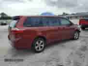 2016 Toyota Sienna L z VIN 5TDZK3DC2GS730068, wystawiony jako Copart lot #62339335 z przebiegiem 127 908 mil mil oraz Szkoda całkowita • Salvage title. Historia ofert i sprzedaży dostępna na DreamBid. Obrazek 3.