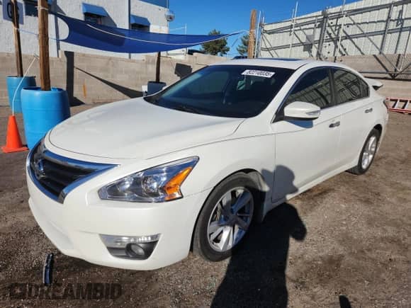 2015 Nissan Altima SV с VIN 1N4AL3AP7FC124370, выставлен на аукционе Copart как лот 82210035 с пробегом 127 617 миль миль и Списание • Salvage title. История ставок и продаж доступна на DreamBid. Изображение 1.