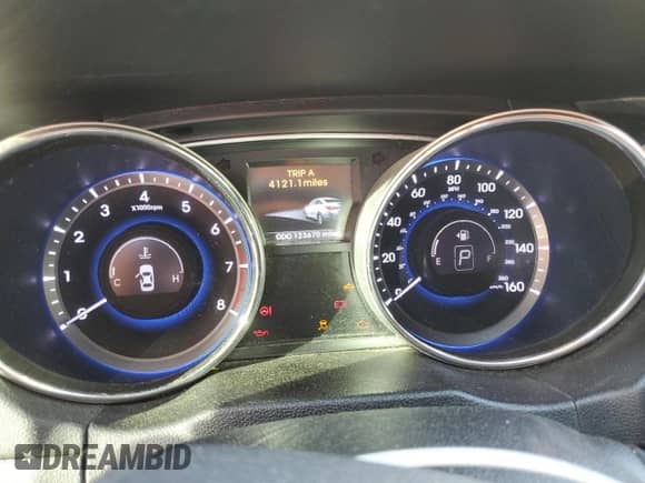 2014 Hyundai Sonata SE с VIN 5NPEC4AC7EH911580, выставлен на аукционе Copart как лот 90384705 с пробегом 123 670 миль миль и Чистый • Clean title. История ставок и продаж доступна на DreamBid. Изображение 9.