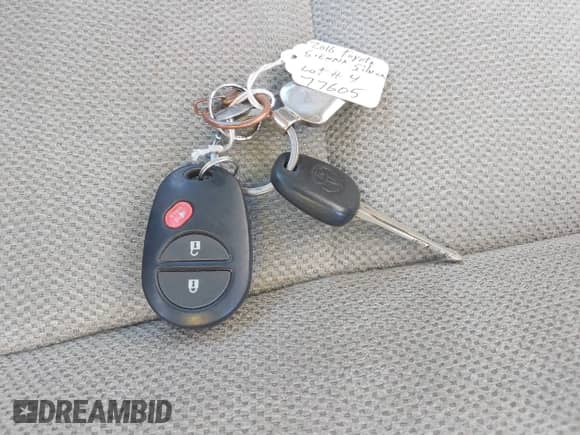 2016 Toyota Sienna L with VIN 5TDZK3DC4GS695422, listed as a IAAI auction lot 42695719 with 97,387 mi miles and . Bid and sale history available at DreamBid. Image 11.