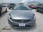 2017 Volvo S60 Inscription Platinum с VIN LYV402TM4HB130597, выставлен на аукционе Copart как лот 64957945 с пробегом 51 115 миль миль и Списание • Salvage title. История ставок и продаж доступна на DreamBid. Изображение 5.