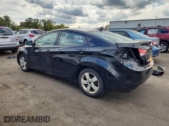 2013 Hyundai Elantra Limited с VIN 5NPDH4AE5DH245011, выставлен на аукционе Copart как лот 84955665 с пробегом 172 588 миль миль и Списание • Salvage title. История ставок и продаж доступна на DreamBid. Изображение 2.