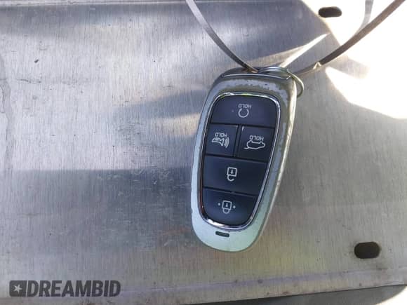 2021 Hyundai Santa Fe SEL z VIN 5NMS34AJ2MH333739, wystawiony jako IAAI lot #43110497 z przebiegiem 70 788 mil mil oraz . Historia ofert i sprzedaży dostępna na DreamBid. Obrazek 11.