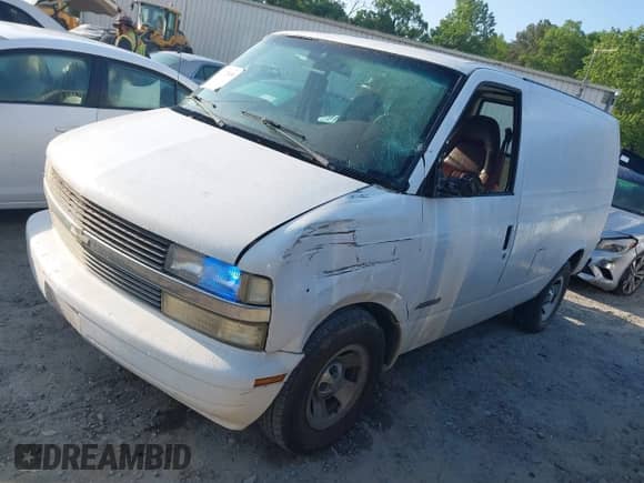 1998 Chevrolet Astro Cargo с VIN 1GCDM19W6WB163980, выставлен на аукционе IAAI как лот 42172509 с пробегом 348 869 миль миль и . История ставок и продаж доступна на DreamBid. Изображение 17.