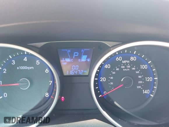 2014 Hyundai Tucson SE with VIN KM8JU3AGXEU804730, listed as a IAAI auction lot 43154883 with 116,472 mi miles and . Bid and sale history available at DreamBid. Image 7.