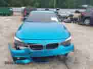 2019 BMW 4 Series 430i xDrive z VIN WBA4J3C55KBL06445, wystawiony jako IAAI lot #42216386 z przebiegiem 89 905 mil mil oraz . Historia ofert i sprzedaży dostępna na DreamBid. Obrazek 12.