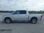 2009 Dodge 1500 SLT с VIN 1D3HB13T79S751145, выставлен на аукционе IAAI как лот 43574736 с пробегом 163 838 миль миль и . История ставок и продаж доступна на DreamBid. Изображение 14.