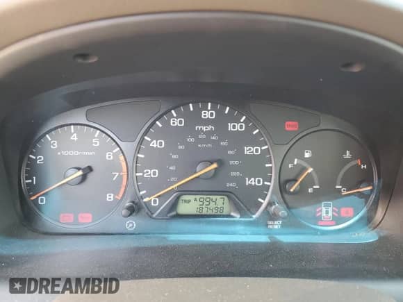 2002 Honda Accord with VIN JHMCG55602C023779, listed as a Copart auction lot 62925845 with 187,498 mi miles and Non repairable. Bid and sale history available at DreamBid. Image 9.