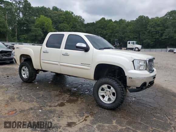 2013 GMC Sierra 1500 SLT с VIN 3GTP2WE73DG173028, выставлен на аукционе Copart как лот 67487995 с пробегом 226 951 миль миль и Списание • Salvage title. История ставок и продаж доступна на DreamBid. Изображение 4.