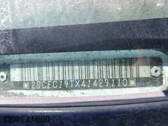 2004 Chevrolet Silverado 1500 LS с VIN 2GCEC19TX41429110, выставлен на аукционе IAAI как лот 42676165 с пробегом Не указан миль и . История ставок и продаж доступна на DreamBid. Изображение 9.