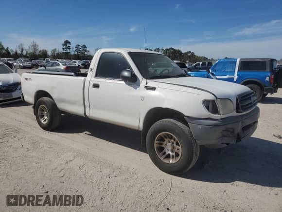 2002 Toyota Tundra z VIN 5TBJN321X2S330430, wystawiony jako Copart lot #48478335 z przebiegiem 216 696 mil mil oraz Szkoda całkowita • Salvage title. Historia ofert i sprzedaży dostępna na DreamBid. Obrazek 4.