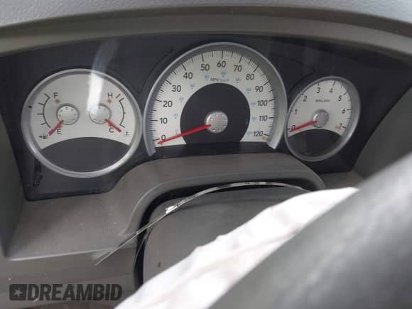 2007 Dodge Dakota SLT with VIN 1D7HE42K17S195895, listed as a IAAI auction lot 43290782 with Not provided miles and . Bid and sale history available at DreamBid. Image 7.