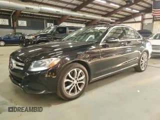2015 Mercedes-Benz C 300 Luxury z VIN 55SWF4KBXFU022076, wystawiony jako Copart lot #89859425 z przebiegiem 213 704 mil mil oraz Czysty tytuł • Clean title. Historia ofert i sprzedaży dostępna na DreamBid. Obrazek 1.