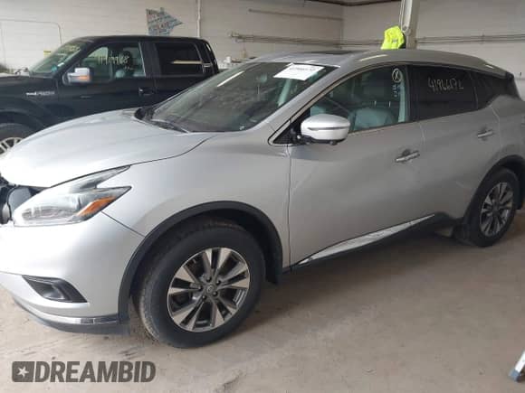 2018 Nissan Murano Platinum z VIN 5N1AZ2MH1JN159874, wystawiony jako IAAI lot #41966172 z przebiegiem 105 839 mil mil oraz . Historia ofert i sprzedaży dostępna na DreamBid. Obrazek 17.