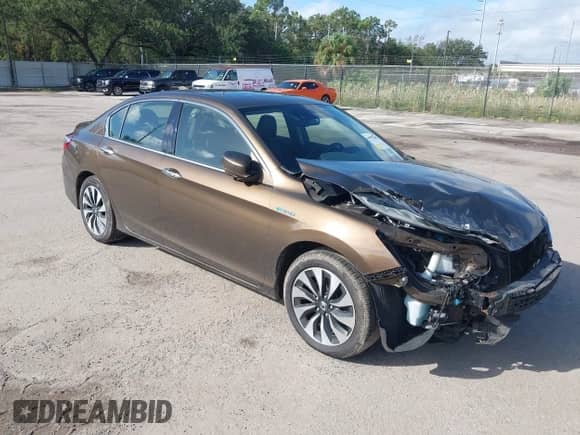 2017 Honda Accord EX-L with VIN JHMCR6F52HC003516, listed as a IAAI auction lot 43375695 with 90,803 mi miles and . Bid and sale history available at DreamBid. Image 1.