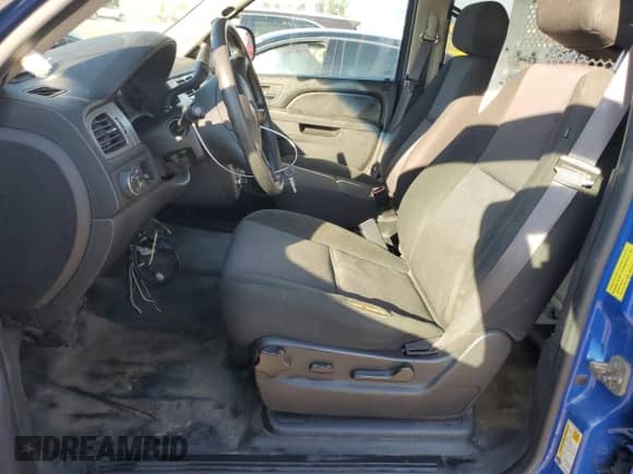 2013 Chevrolet Tahoe Commercial with VIN 1GNLC2E06DR326144, listed as a Copart auction lot 65183155 with 182,974 mi miles and Clean title. Bid and sale history available at DreamBid. Image 7.